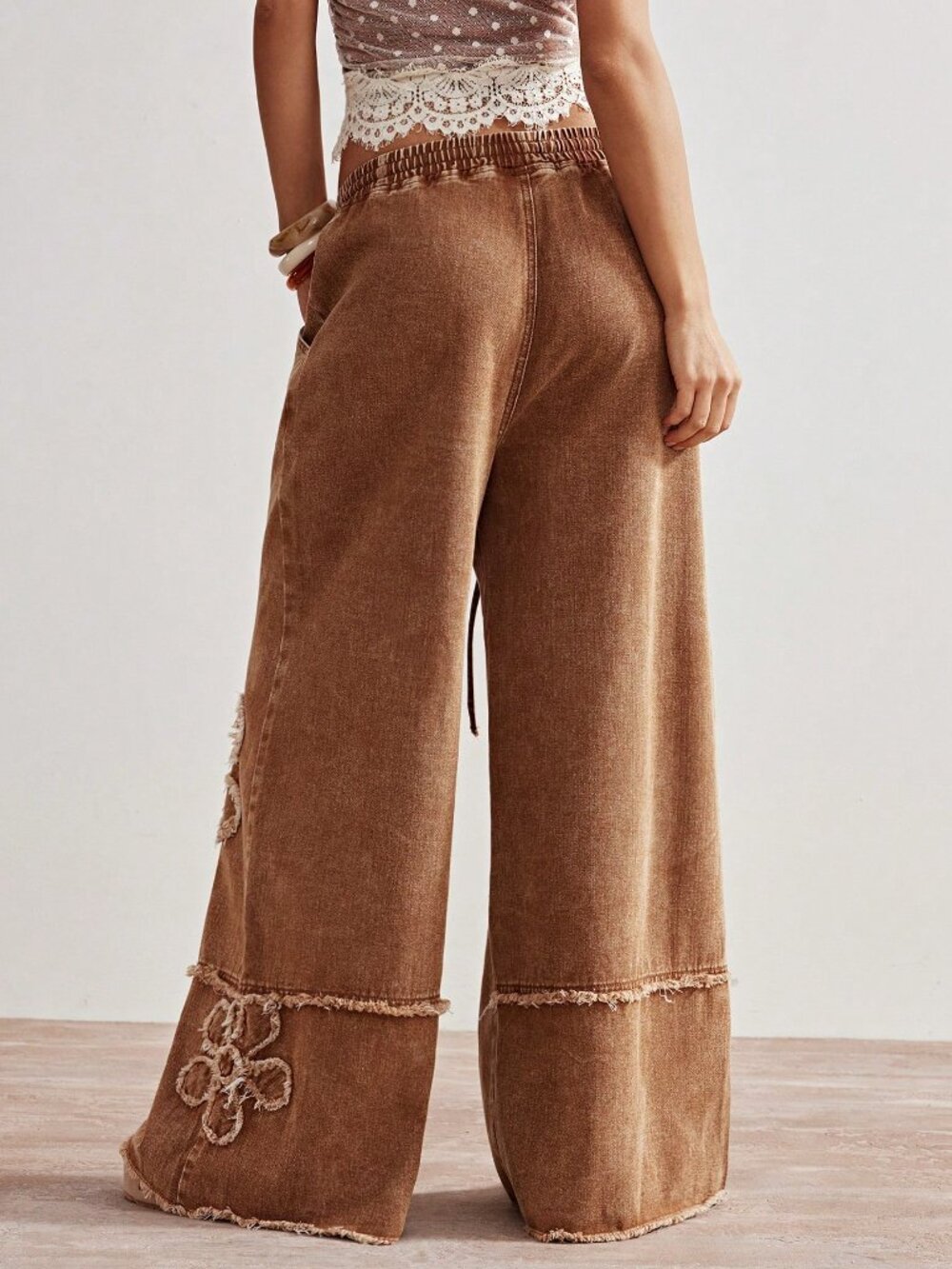 Brown Casual Women's Wide Leg Pants With Plant Patches And Pockets - Picture 2 of 9